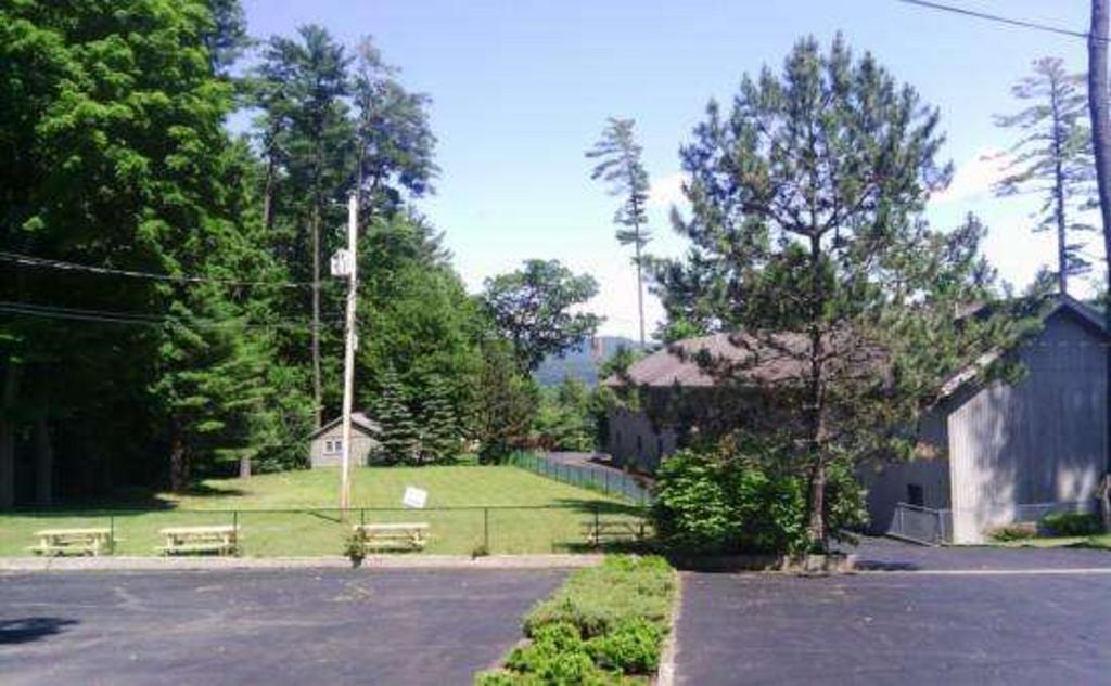 The Stone Gate Resort Lake George Zewnętrze zdjęcie
